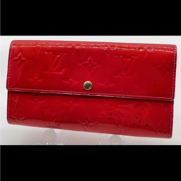 Auth Louis Vuitton Vernis Red Portefeuille Sarah M93530 W/Box - Picture 3 of 5